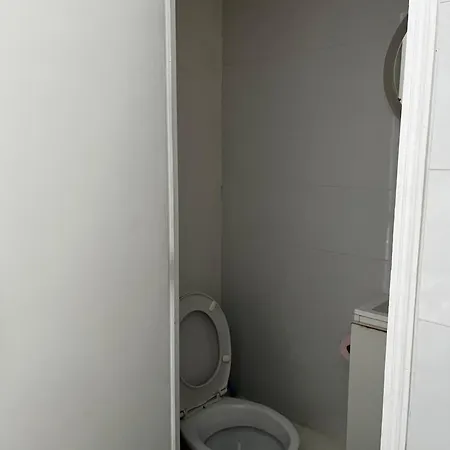 Chez Mia بيت شباب
