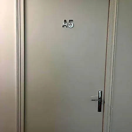 Chez Mia Auberge de jeunesse *