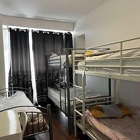 Chez Mia Hostel *